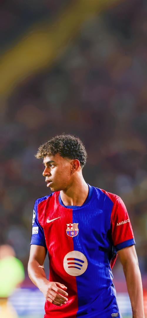 苏超南京主帅：业余球员比赛有6万多人观战，在西班牙见不到（曾执教苏超的南京主帅：业余比赛涌入6万+观众，西班牙难见）