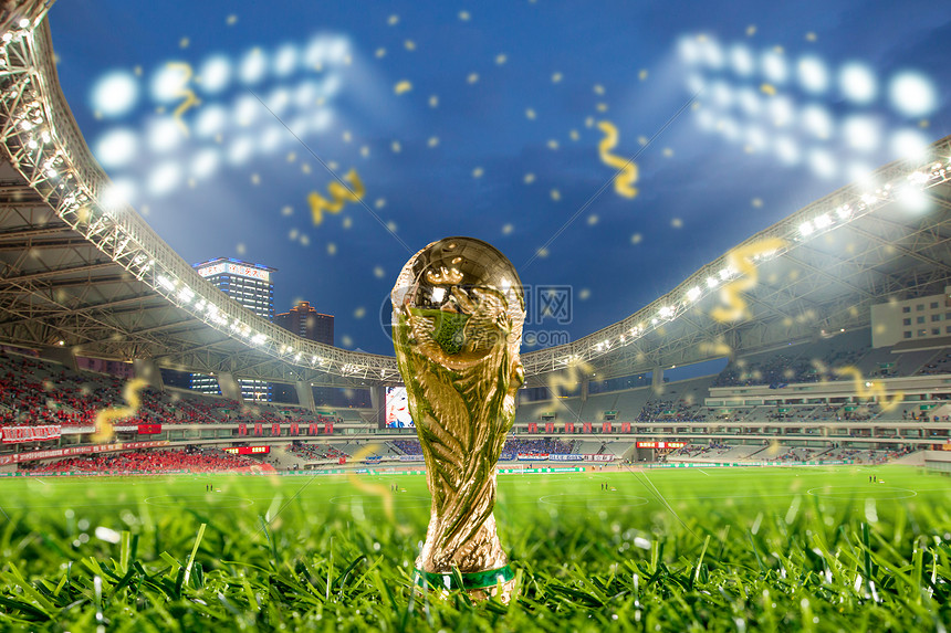 VAR 关键判罚 成为赛后焦点（VAR关键判罚引发赛后热议）