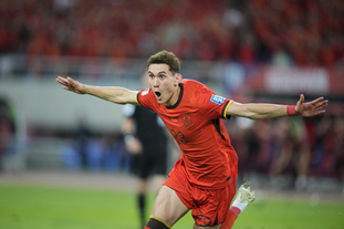 阿尔特塔：对北伦敦德比迫不及待；萨卡续约会让贝尔塔去解决（阿尔特塔：迫不及待迎战北伦敦德比；萨卡续约事宜将由贝尔塔负责处理）