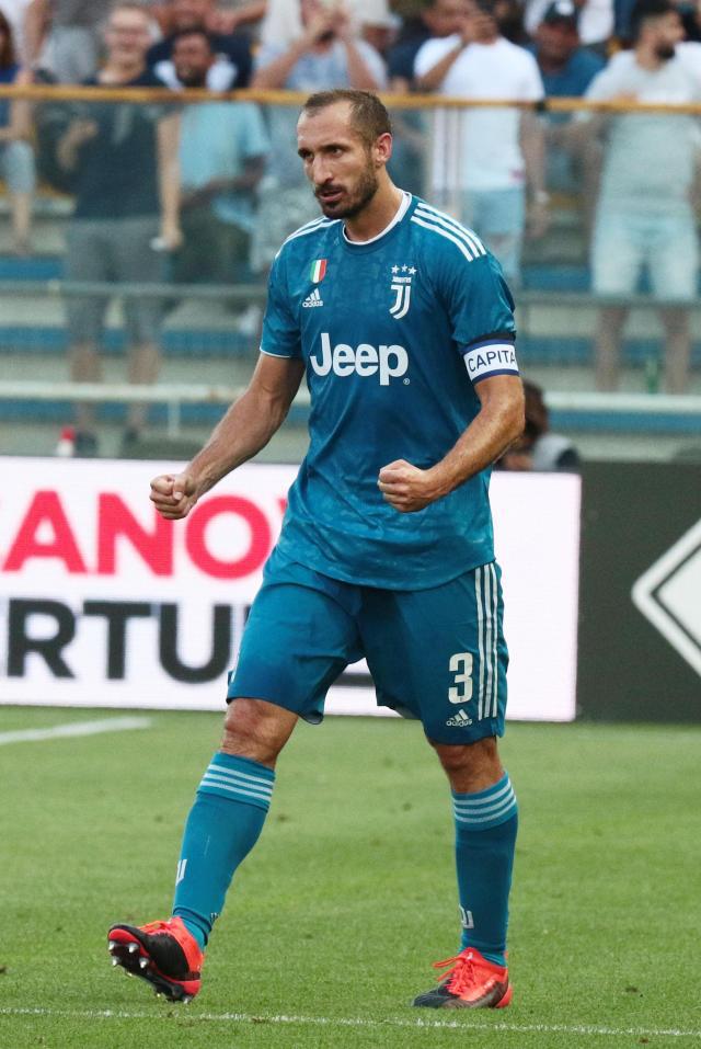 本泽马：不想踢世界杯是假话；齐祖若执教法国我祝他一切顺利（本泽马否认不想踢世界杯传闻；称若齐达内执掌法国队将送上祝福）